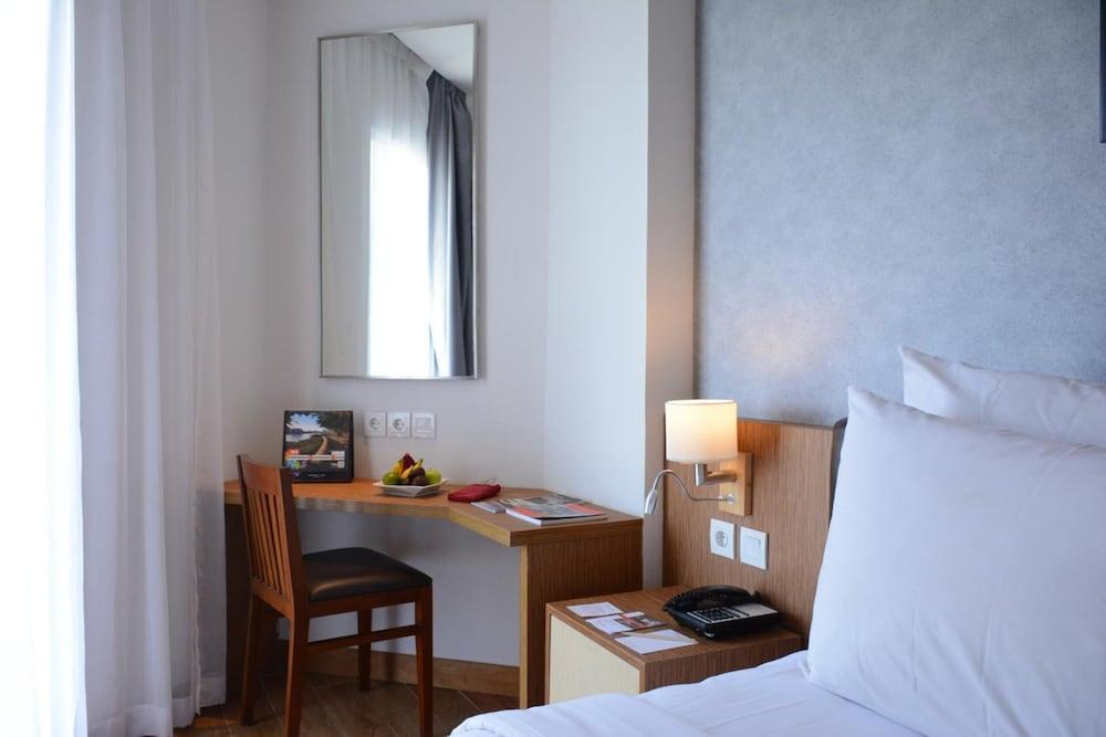 Swiss-Belinn Luwuk Zewnętrze zdjęcie