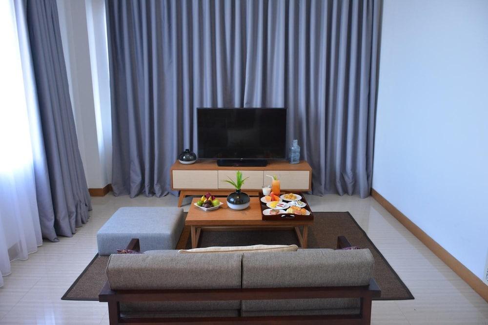 Swiss-Belinn Luwuk Zewnętrze zdjęcie