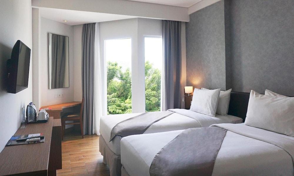 Swiss-Belinn Luwuk Zewnętrze zdjęcie